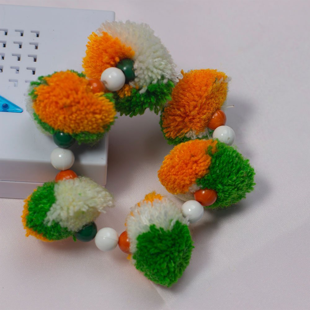 85952-earings-tfi-mart_05